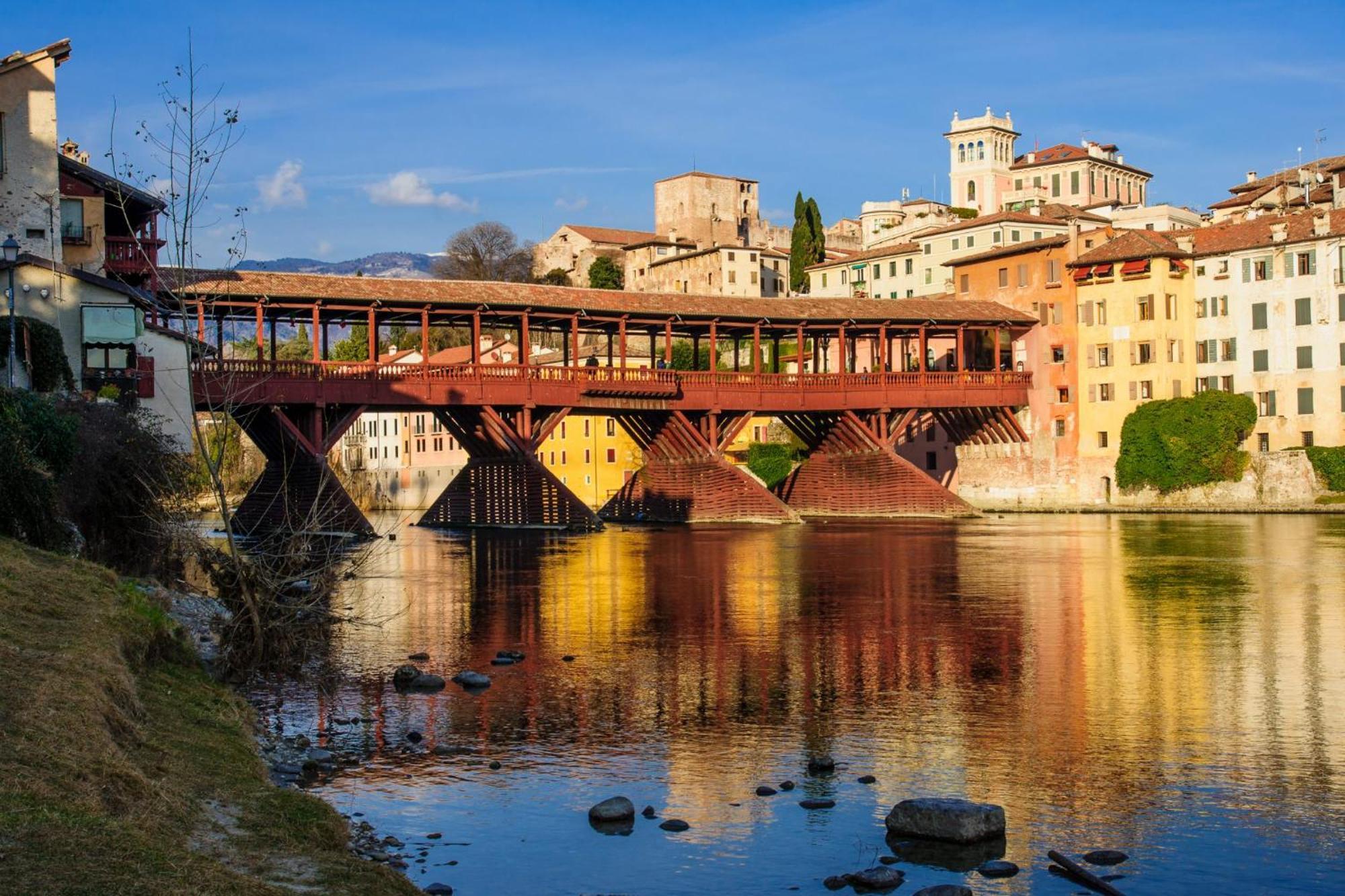 Ponte Vecchio, Elegante Appartamento A Due Passi Dal Centro Bassano del Grappa Ngoại thất bức ảnh
